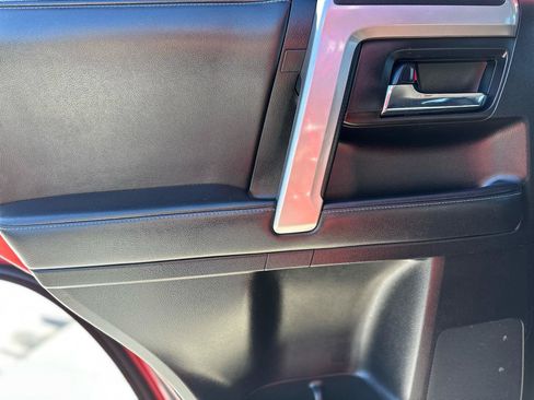 Used 2020 Toyota 4Runner SR5 RWD image 15