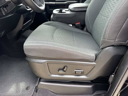 Used 2026 RAM 2500 Big Horn AWD/4WD image 18