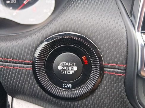 Used 2025 Jeep Compass Trailhawk image 21