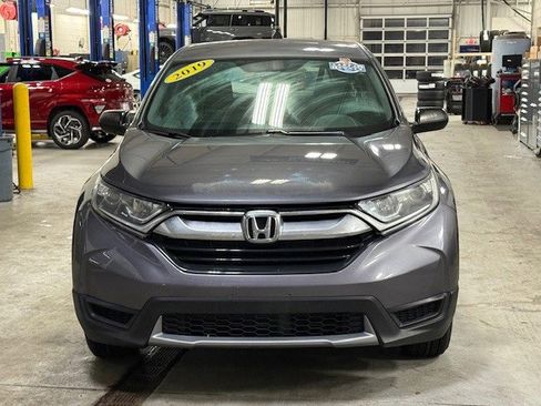 Used 2019 Honda CR-V LX image 9