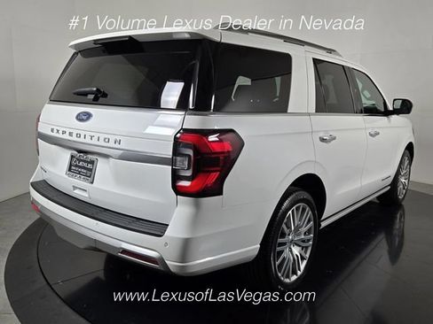 Used 2023 Ford Expedition Platinum AWD/4WD image 6