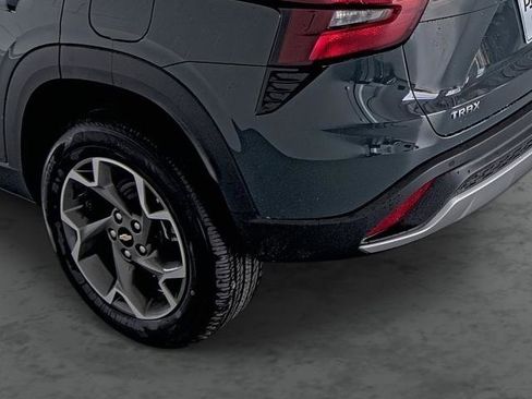 New 2026 Chevrolet Trax LT w/ Driver Confidence Package image 9