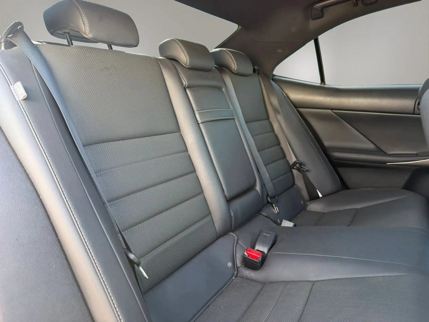 Used 2018 Lexus IS 350 F Sport RWD image 18