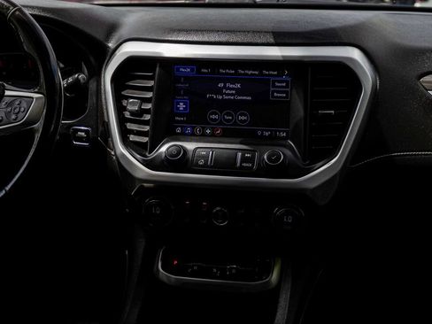 Used 2020 GMC Acadia SLT AWD/4WD image 21