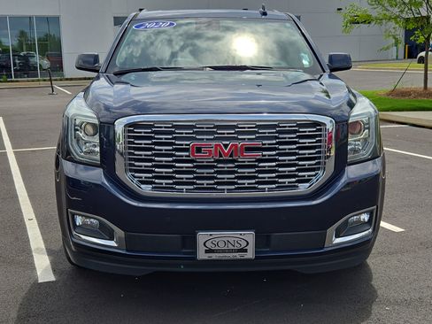 Used 2020 GMC Yukon Denali AWD/4WD image 3