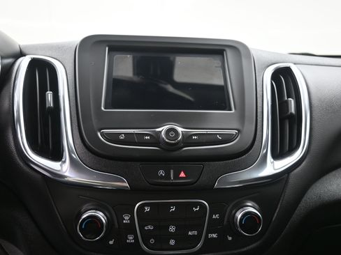 Used 2024 Chevrolet Equinox LT image 28