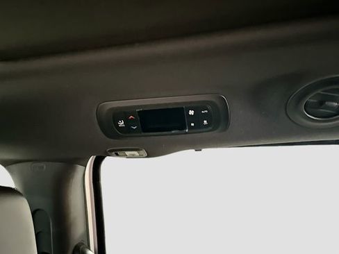 New 2026 Chrysler Pacifica Select w/ S Appearance Package image 24