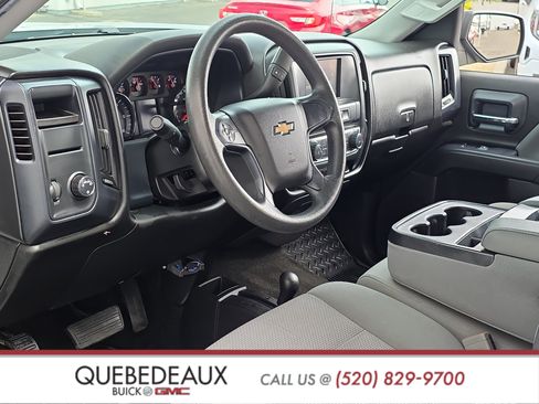 Used 2018 Chevrolet Silverado 1500 Custom w/ Custom Value Package AWD/4WD image 10