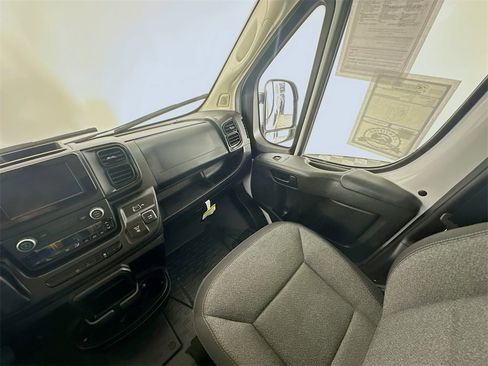 Used 2024 RAM ProMaster 1500 w/ Power Group image 11