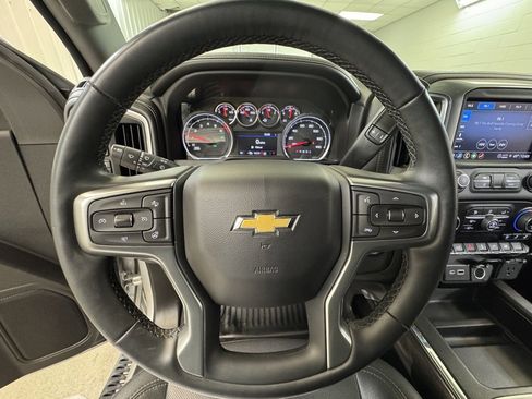 Used 2023 Chevrolet Silverado 2500 LTZ w/ LTZ Convenience Package image 34