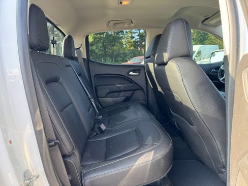 Used 2016 GMC Canyon SLT image 17