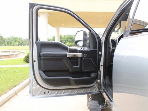 Used 2020 Ford F250 Lariat AWD/4WD image 27