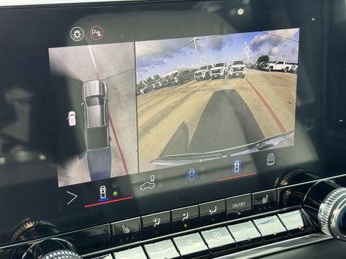 New 2026 GMC Canyon Elevation w/ Convenience Package image 18