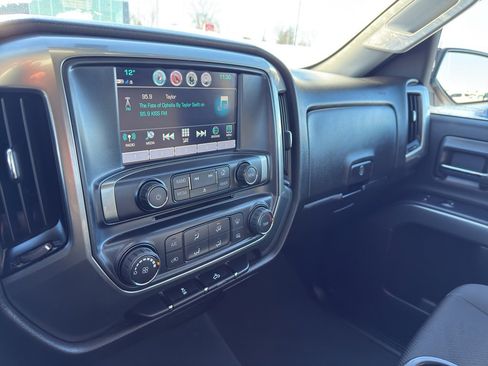 Used 2019 Chevrolet Silverado 1500 LD LT image 21