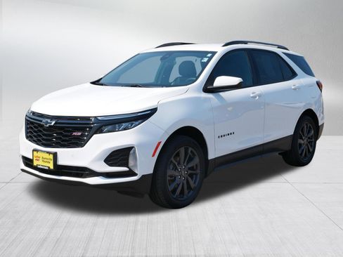 Used 2024 Chevrolet Equinox RS AWD/4WD image 3