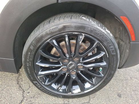 Used 2019 MINI Cooper Clubman S w/ Storage Package image 7