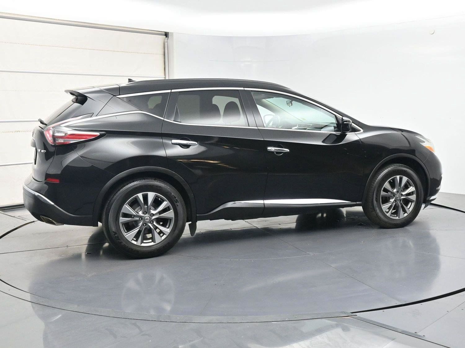 Used 2016 Nissan Murano SV AWD/4WD image 25