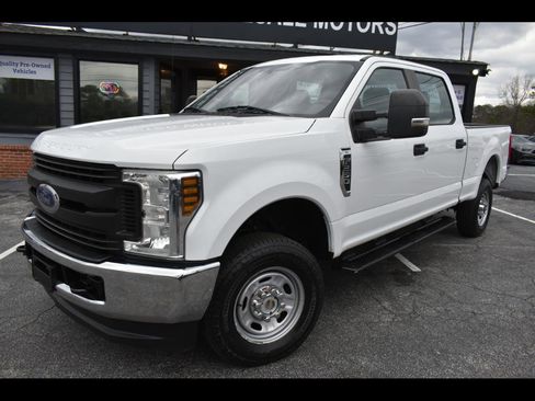 Used 2018 Ford F250 XL w/ Power Equipment Group image 1