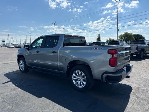 Used 2025 Chevrolet Silverado 1500 Custom AWD/4WD image 3