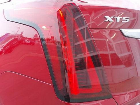 Used 2025 Cadillac XT5 Premium Luxury w/ LPO, Floor Liner Package image 34