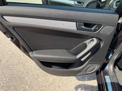 Used 2013 Audi A4 2.0T Prestige w/ Prestige Pkg image 32