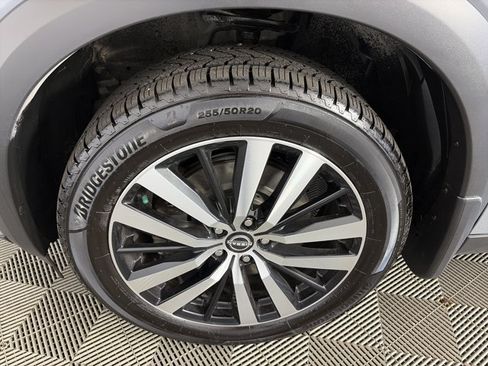 Certified 2024 Nissan Pathfinder Platinum AWD/4WD image 14