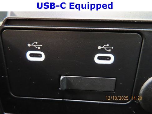 Used 2025 MAZDA MAZDA3 s image 10