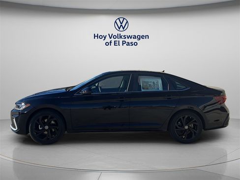New 2026 Volkswagen Jetta SE image 5