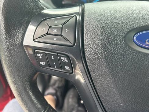 Used 2019 Ford Explorer XLT w/ Equipment Group 202A AWD/4WD image 26