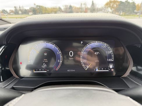 Used 2023 Jeep Grand Cherokee L Overland w/ Advanced Protech Group III image 22