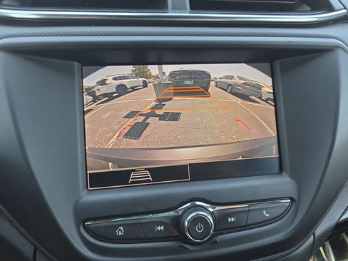 Used 2022 Chevrolet TrailBlazer RS FWD image 22