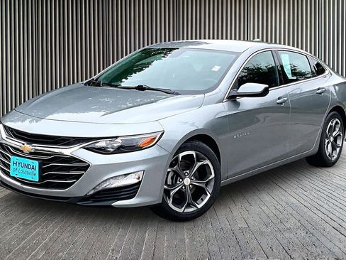 Used 2024 Chevrolet Malibu LT FWD image 13