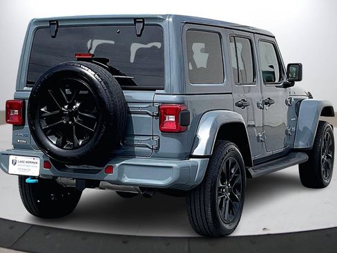 Certified 2024 Jeep Wrangler Unlimited Sahara AWD/4WD image 9