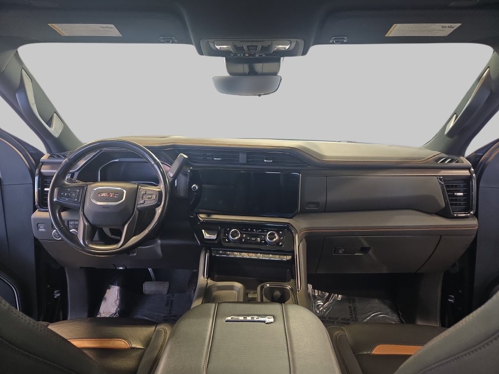 Used 2024 GMC Sierra 2500 AT4 w/ AT4 Premium Plus Package AWD/4WD image 9