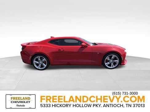 Used 2022 Chevrolet Camaro SS RWD image 2