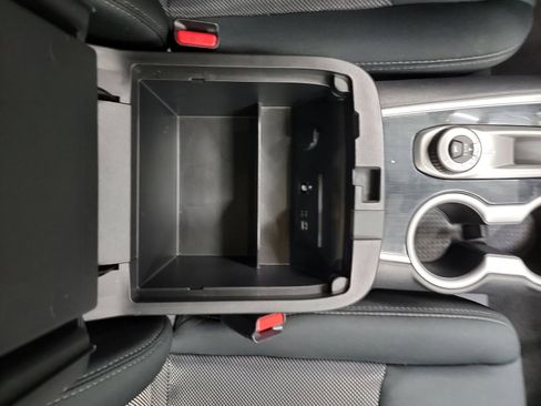 Used 2018 Nissan Pathfinder SV image 28