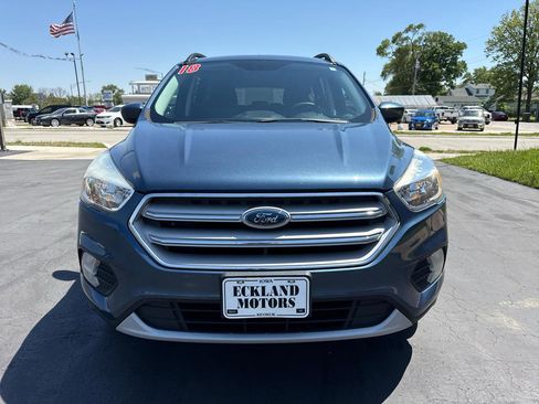 Used 2018 Ford Escape SE w/ SE Sync 3 Package FWD image 3
