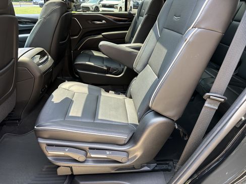Used 2021 Cadillac Escalade Sport w/ Driver Assist Tech Package AWD/4WD image 24