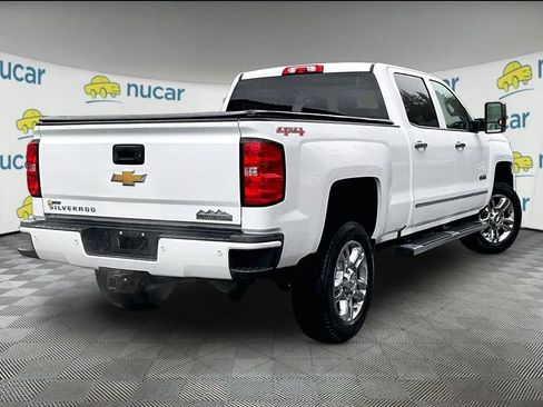 Used 2017 Chevrolet Silverado 2500 High Country w/ Snow Plow Prep Package image 6
