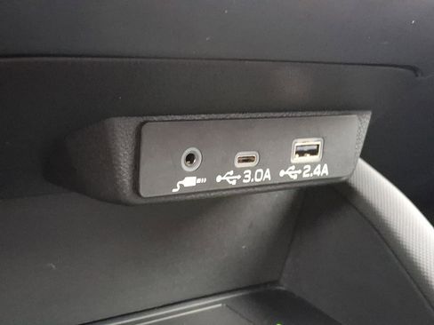 Certified 2025 Subaru Forester Sport image 21