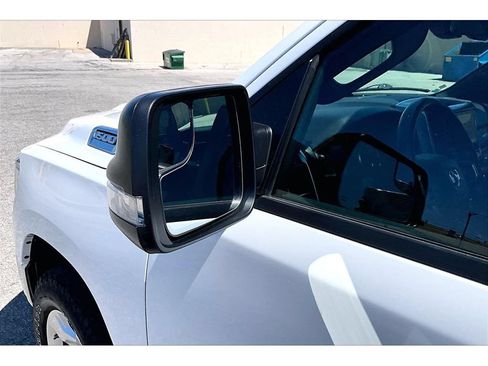 Used 2019 RAM 1500 Big Horn AWD/4WD image 34