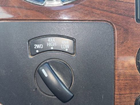 Used 2010 Ford F250 XLT image 18