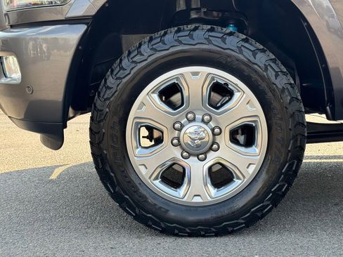 Used 2018 RAM 2500 Laramie w/ Sport Appearance Group image 12