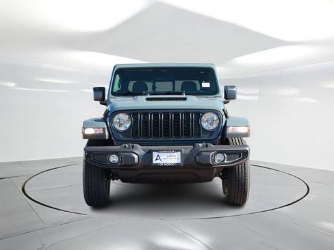 New 2026 Jeep Gladiator Sport AWD/4WD image 4