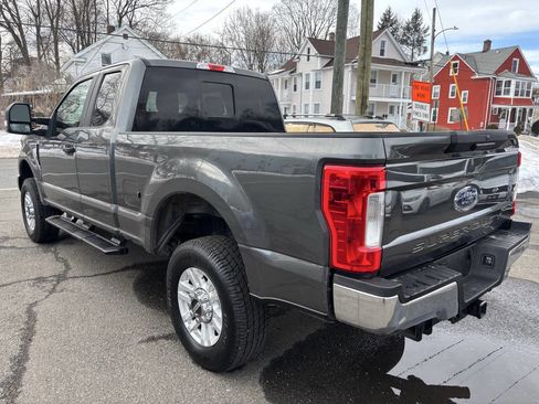 Used 2019 Ford F250 XL w/ STX Appearance Package image 3