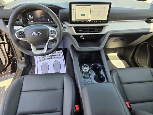 New 2026 Ford Explorer Active w/ Active Comfort Package RWD image 26