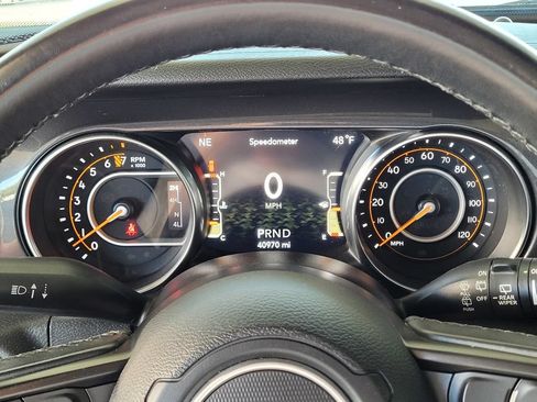 Used 2021 Jeep Wrangler Unlimited Sport AWD/4WD image 11