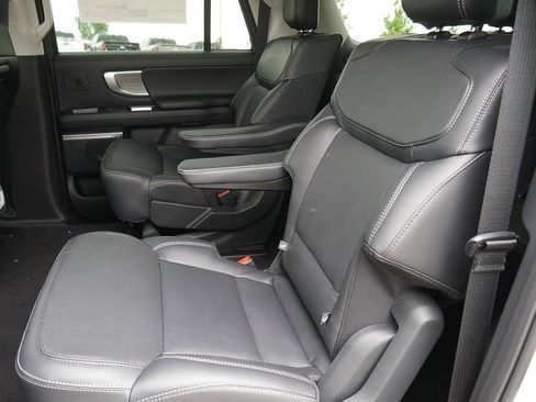 New 2026 Ford Expedition Max Platinum w/ Driver's Package AWD/4WD image 16