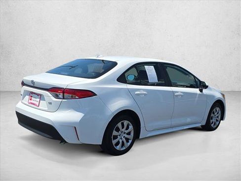 Certified 2026 Toyota Corolla LE FWD image 5