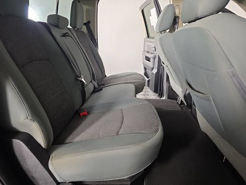 Used 2017 RAM 1500 Big Horn AWD/4WD image 39
